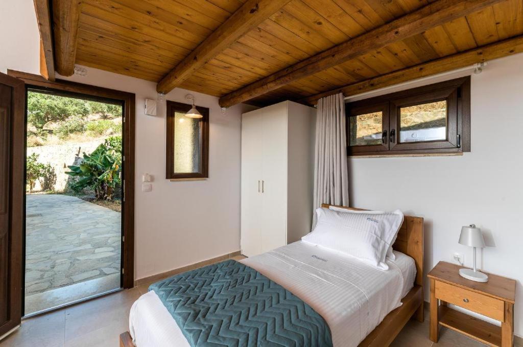 Enastron Apartments 锡蒂亚 外观 照片